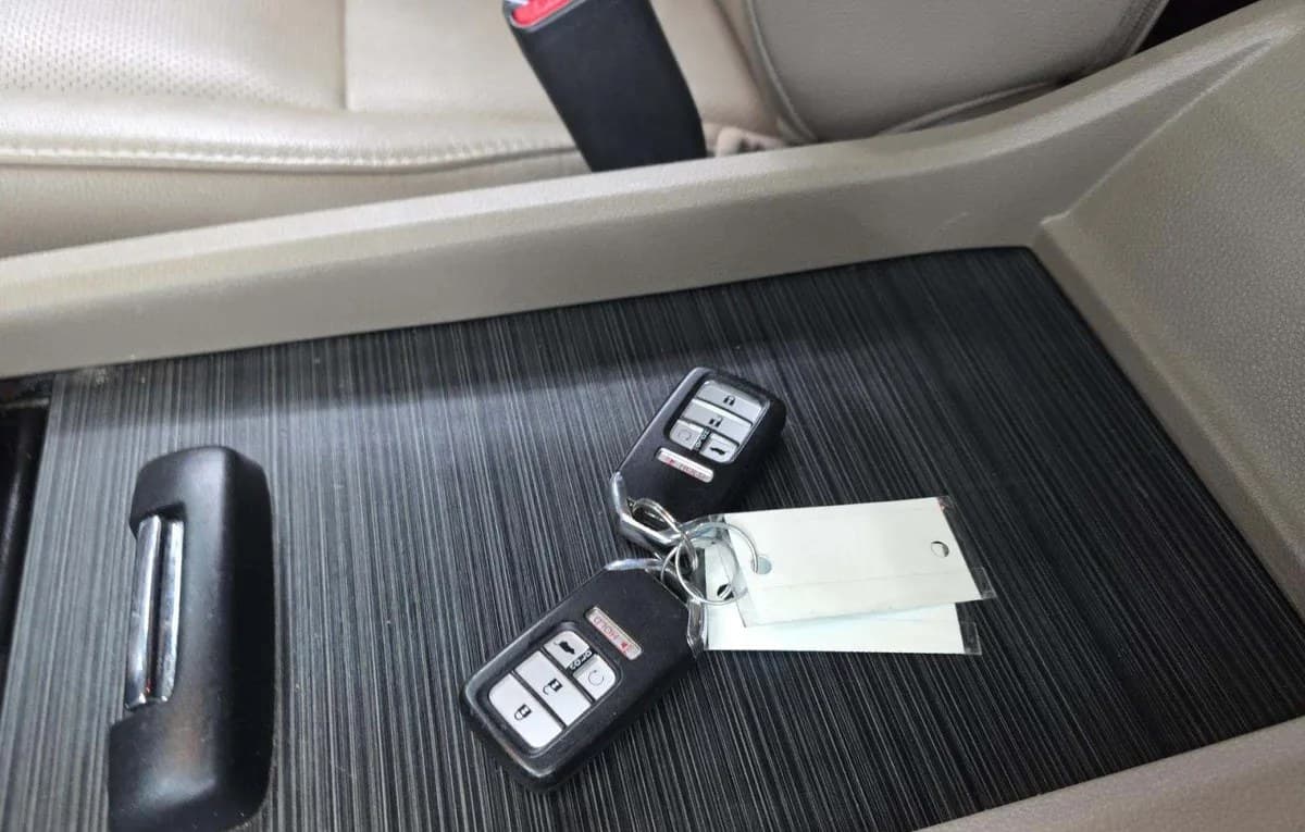 2018 HONDA PILOT Elite 5