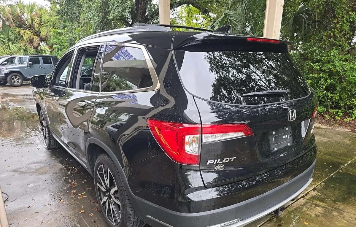 2019 HONDA PILOT ELITE 3