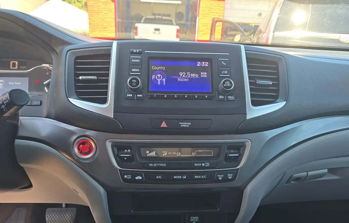 2018 HONDA PILOT LX 7