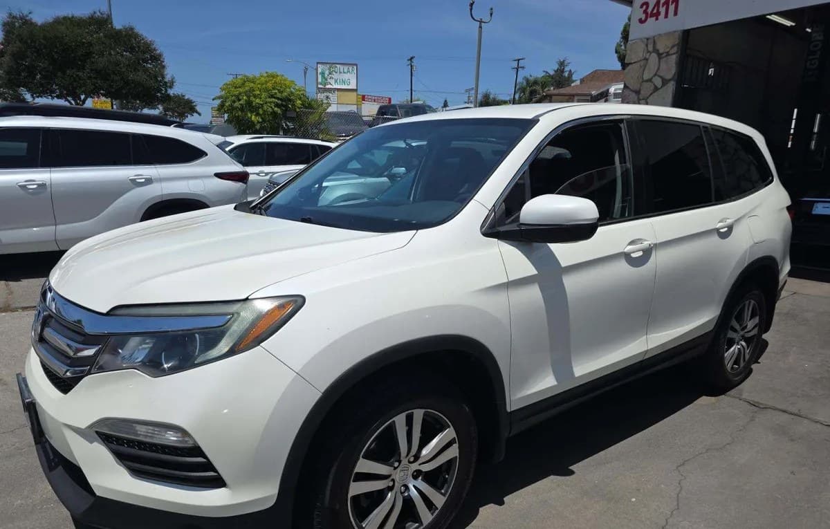 2017 HONDA PILOT EX 2