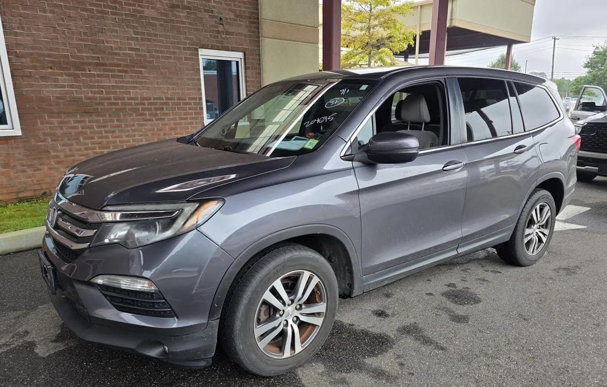 2018 HONDA PILOT EX 2