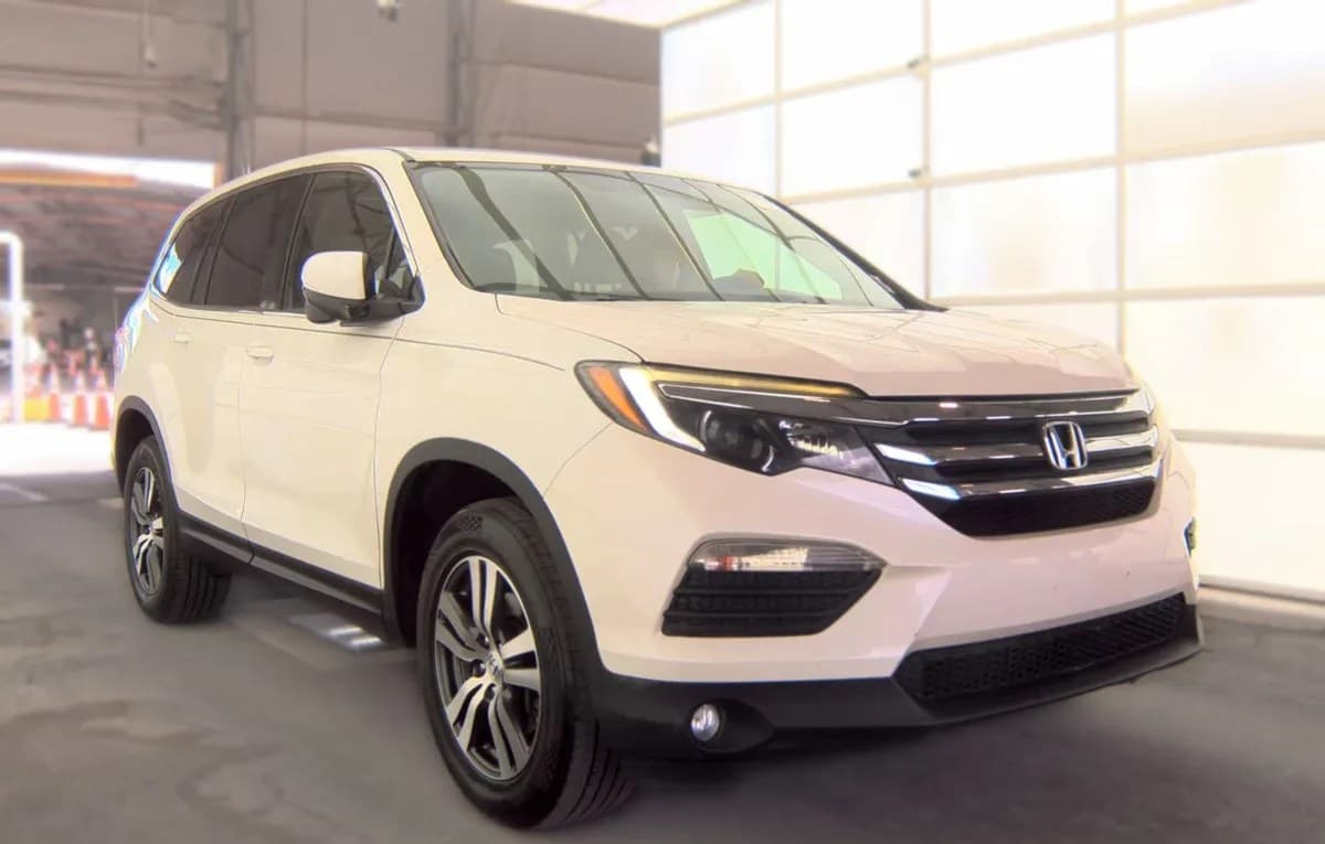 2017 HONDA PILOT EX 4