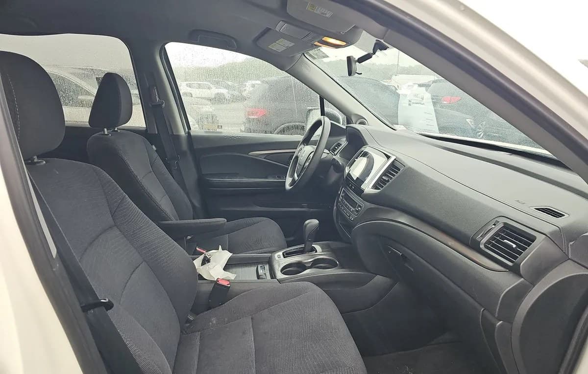 2017 HONDA PILOT EX 5