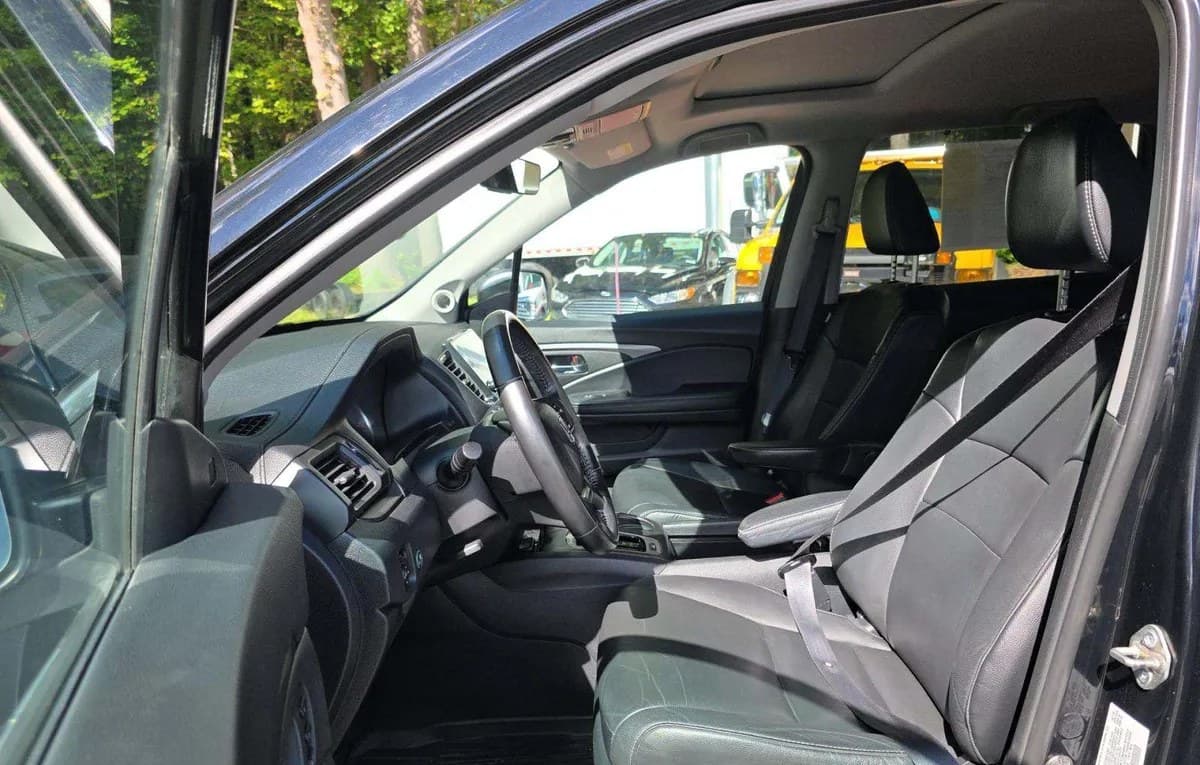 2020 HONDA PILOT EX-L 4
