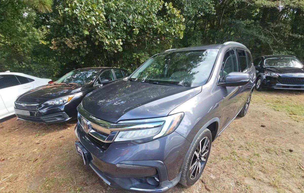 2019 HONDA PILOT Touring 2