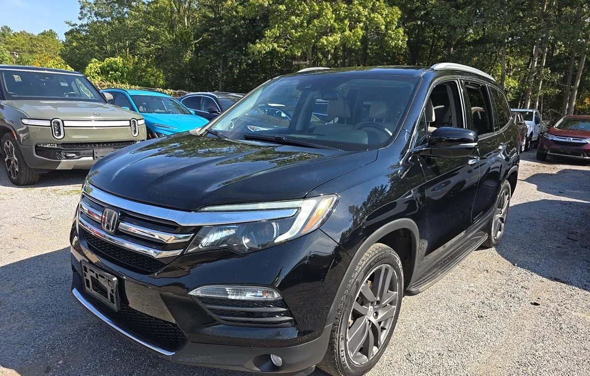 2017 HONDA PILOT Touring 2