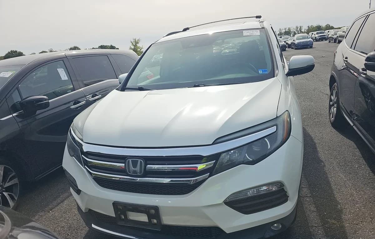 2017 HONDA PILOT Touring 2