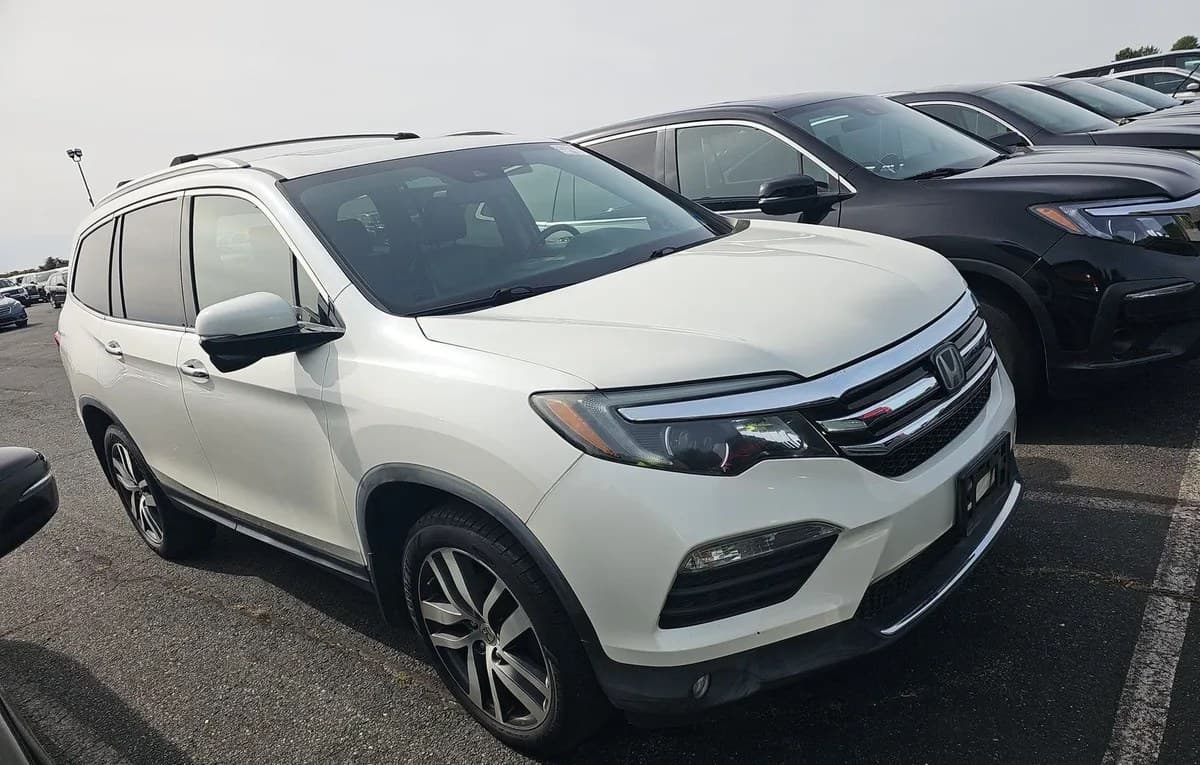 2017 HONDA PILOT Touring 3