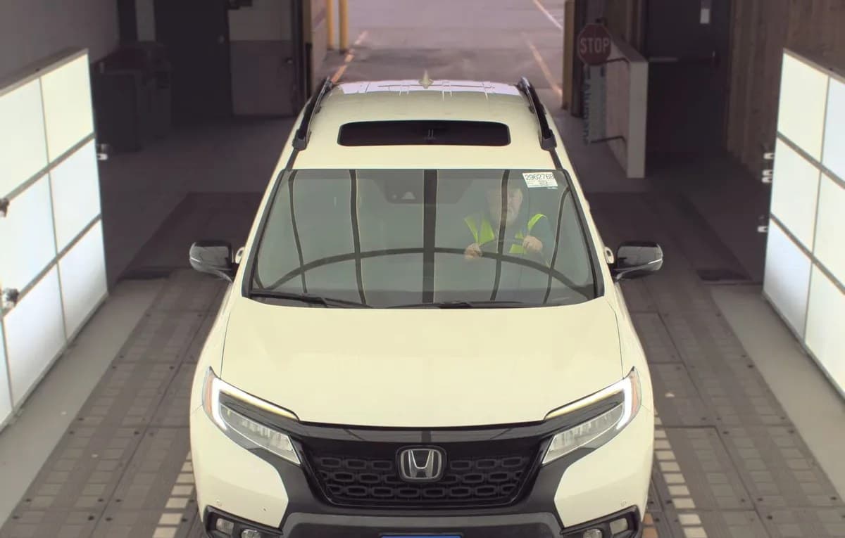 2019 HONDA PASSPORT Elite 3