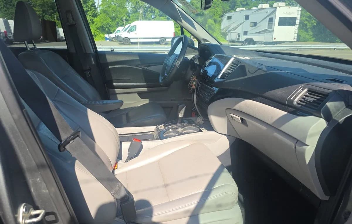 2017 HONDA RIDGELINE RTL-E CREW CAB MEDIUM BED 5