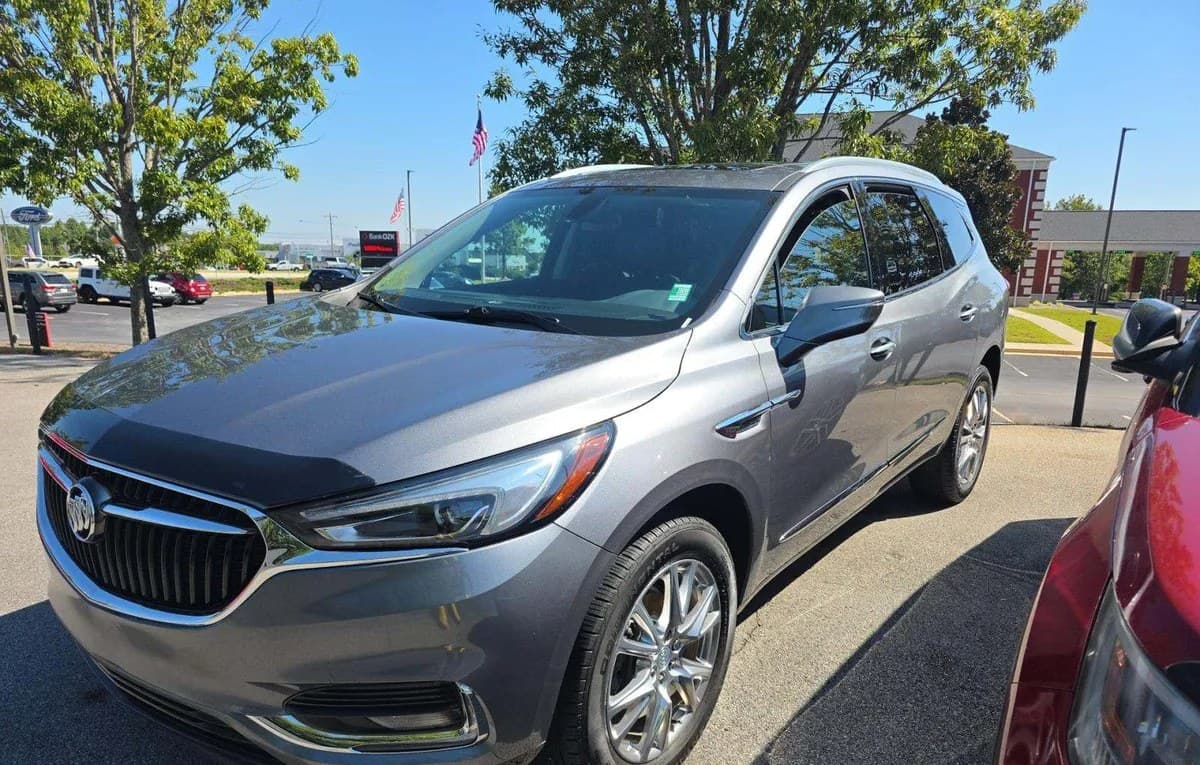 2021 BUICK ENCLAVE Essence 2