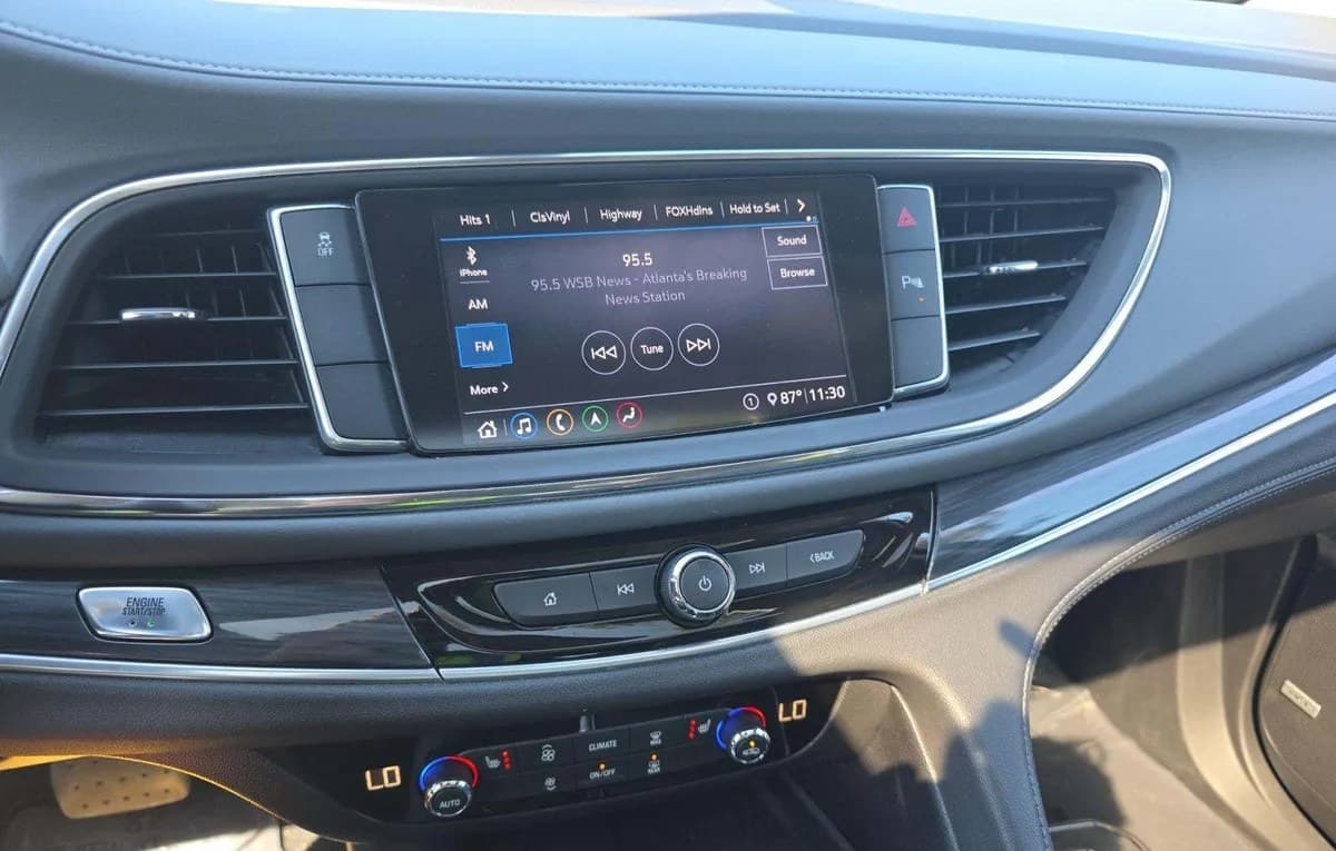 2021 BUICK ENCLAVE Essence 7