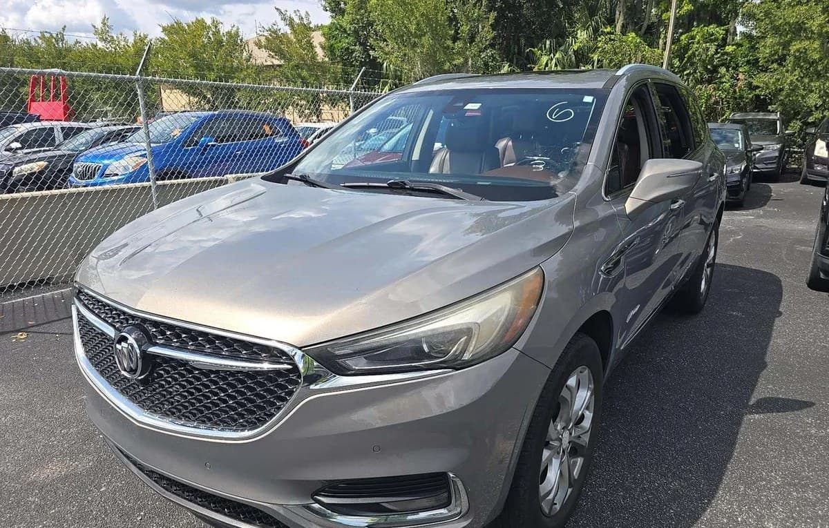 2018 BUICK ENCLAVE Avenir 2