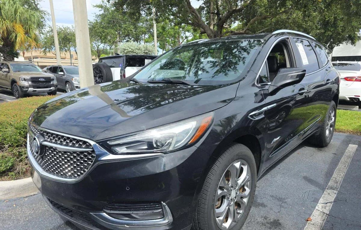 2019 BUICK ENCLAVE Avenir 2