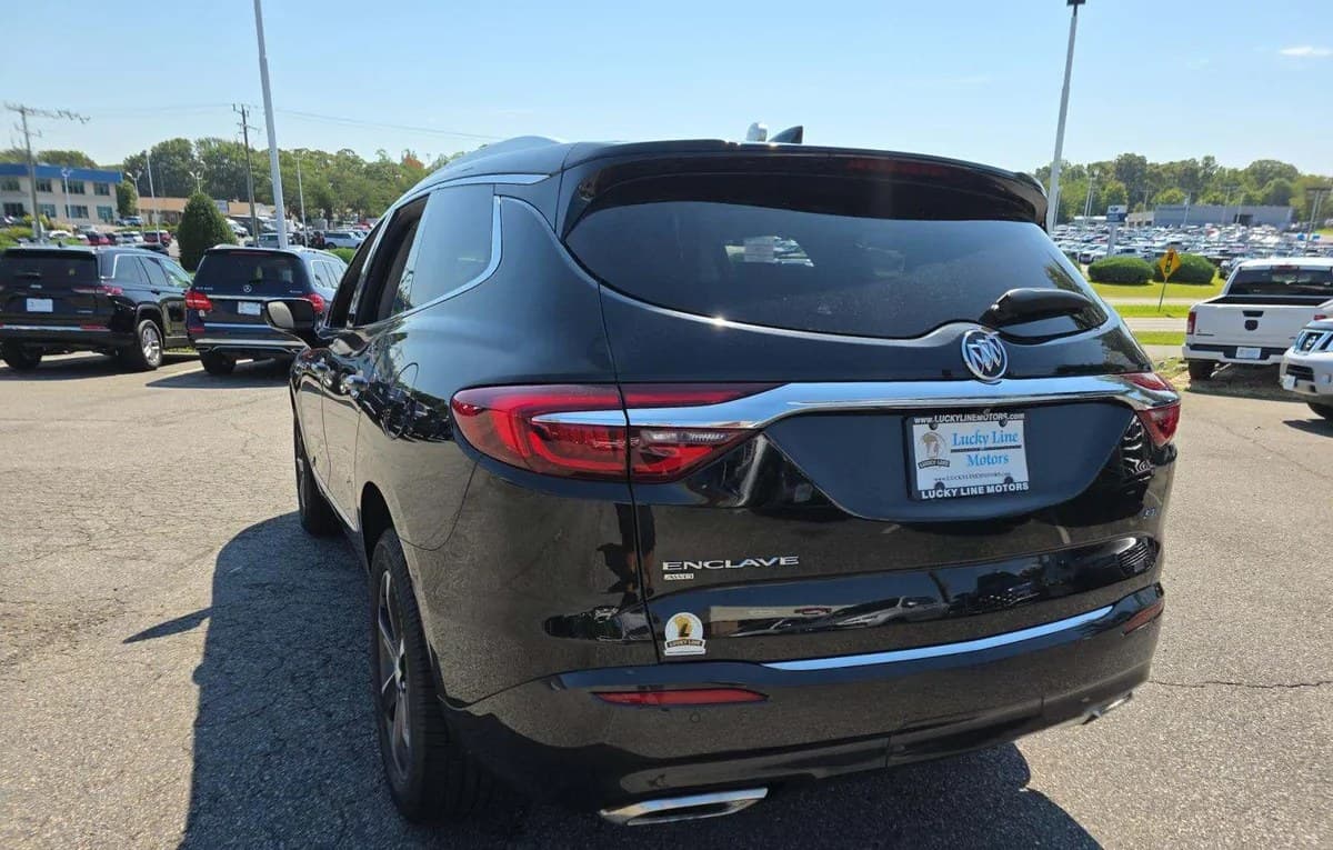 2020 BUICK ENCLAVE Essence 3