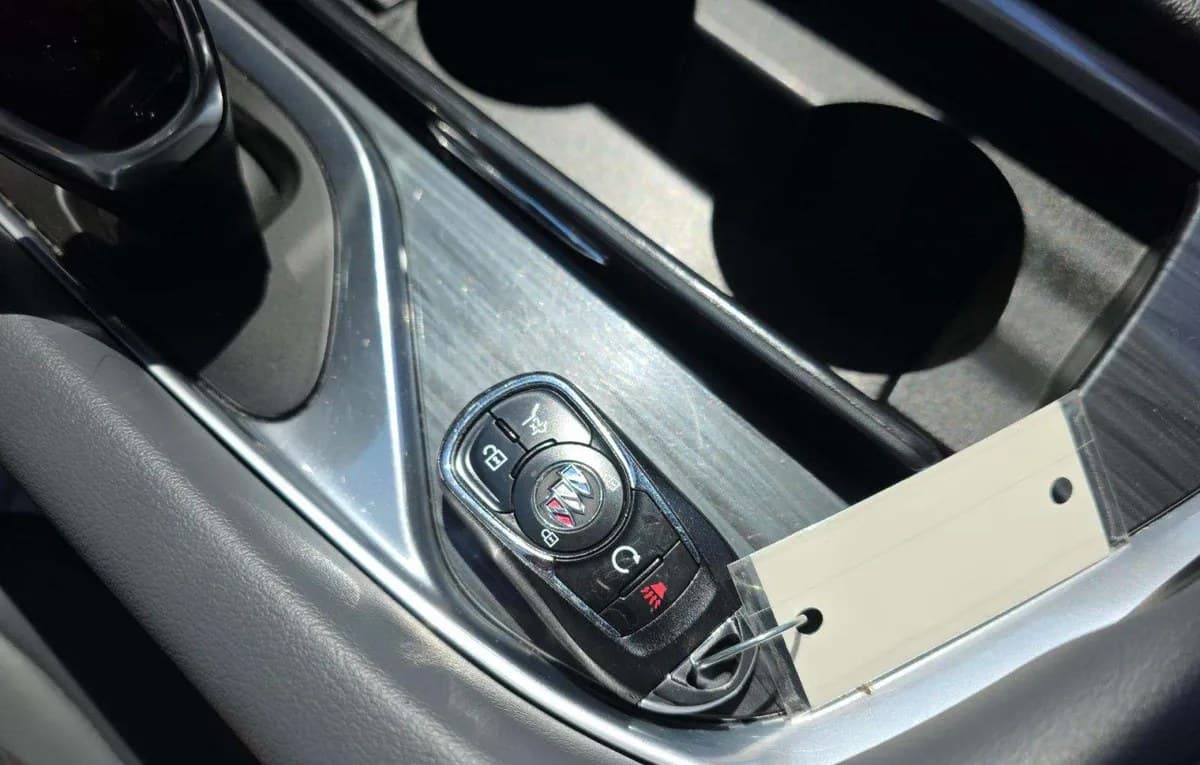 2020 BUICK ENCLAVE Essence 5