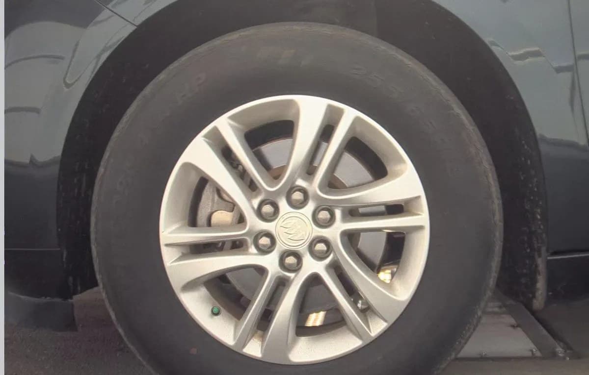 2018 BUICK ENCLAVE Essence 6