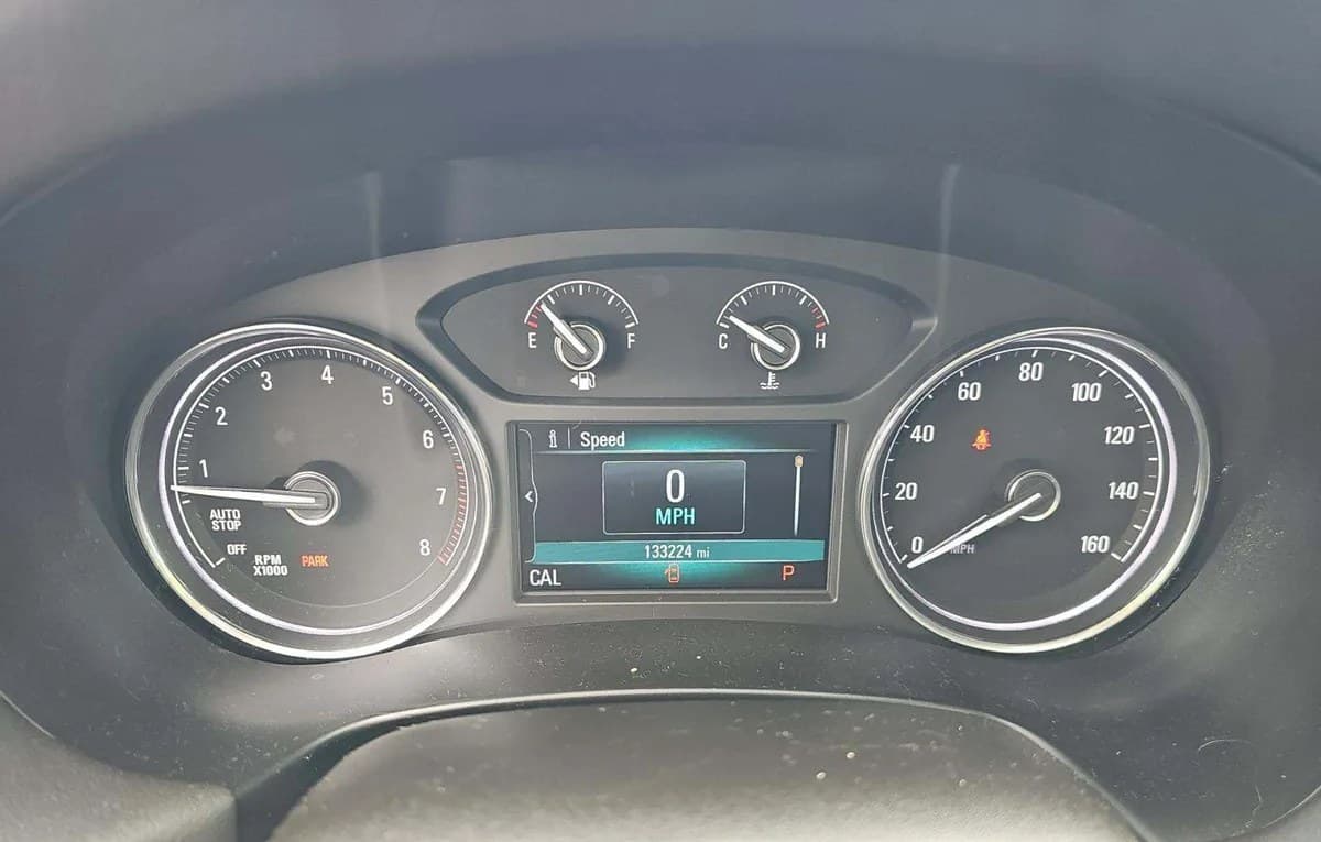 2019 BUICK ENCLAVE ESSENCE 1SL 6