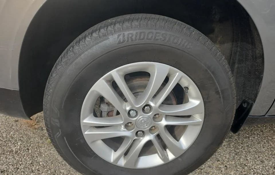 2019 BUICK ENCLAVE Essence 7