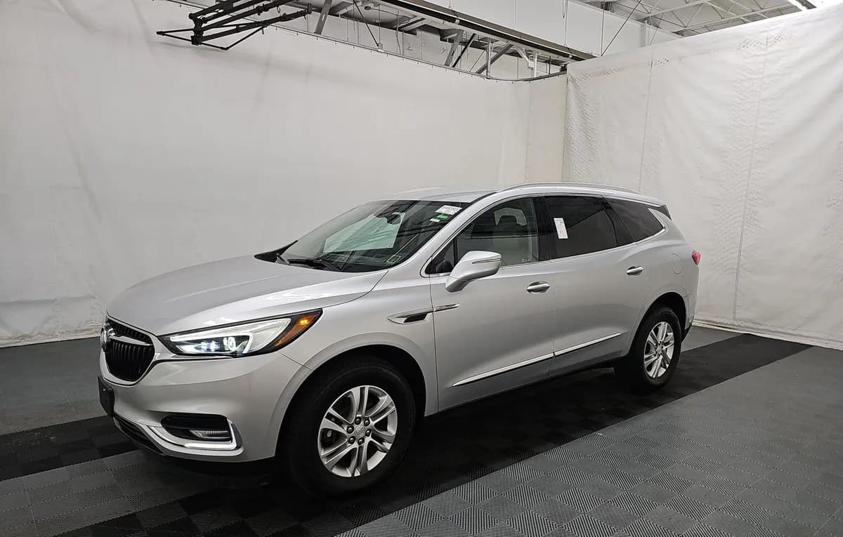 2018 BUICK ENCLAVE Essence 2