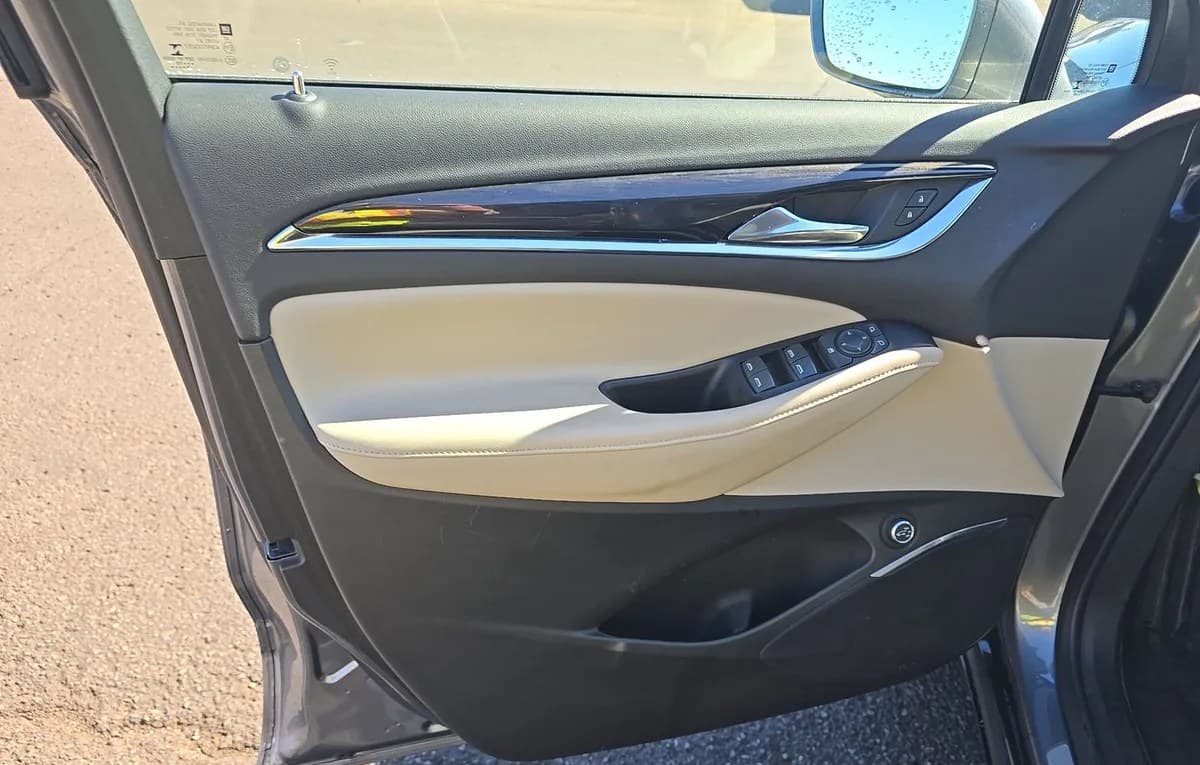 2019 BUICK ENCLAVE Essence 6