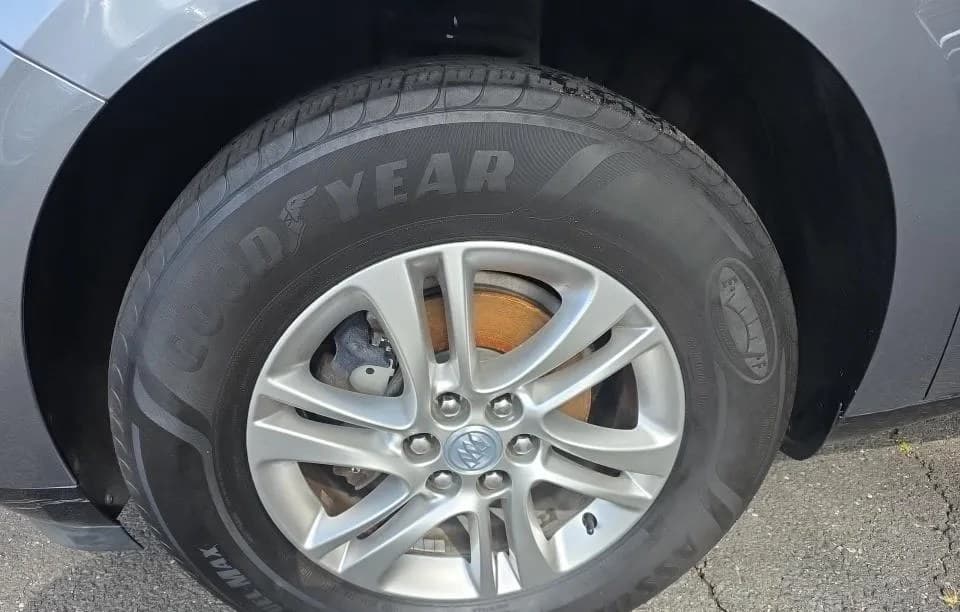 2021 BUICK ENCLAVE Essence 5