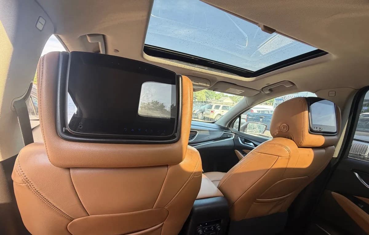 2019 BUICK ENCLAVE Premium 7