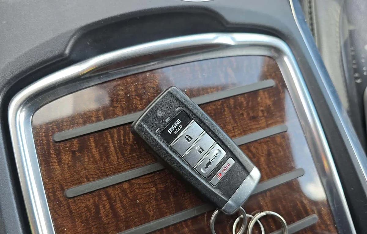 2018 ACURA MDX Base 5