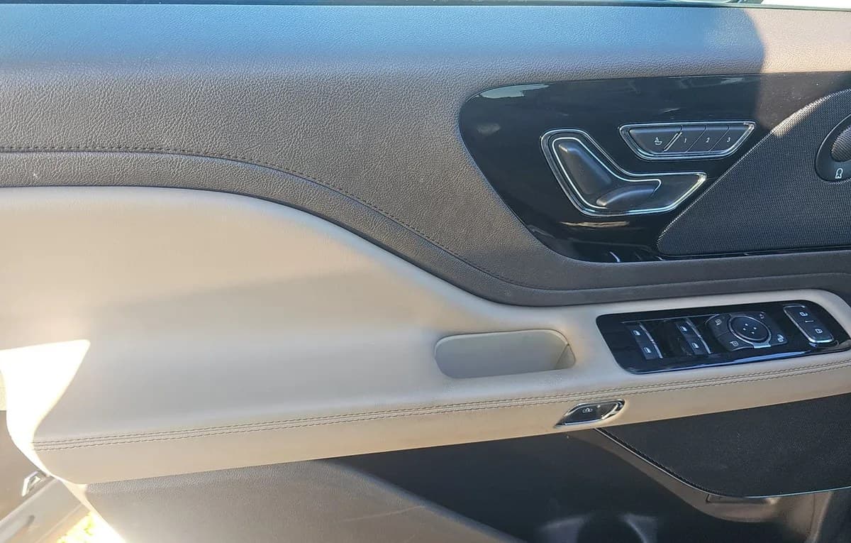 2020 LINCOLN AVIATOR Reserve 6