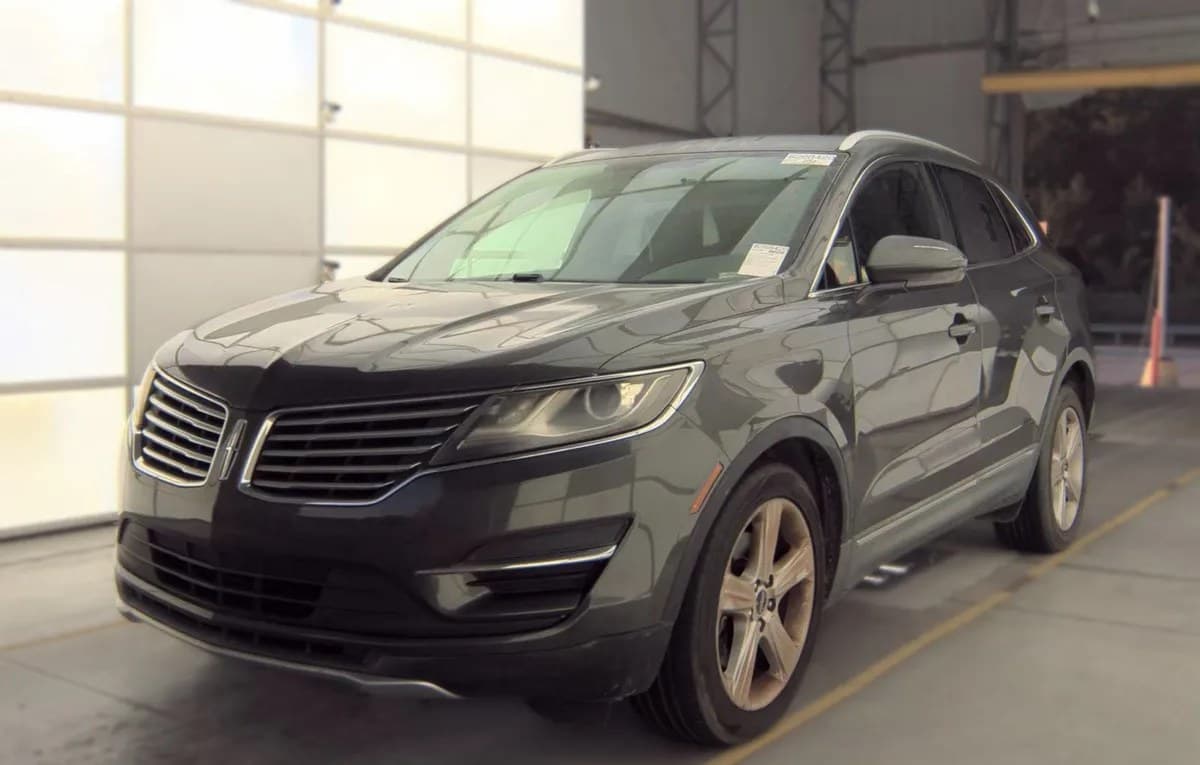 2017 LINCOLN MKC Premiere 2