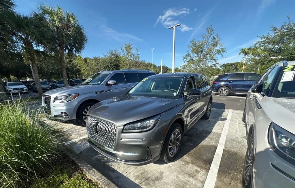2023 LINCOLN CORSAIR STANDARD