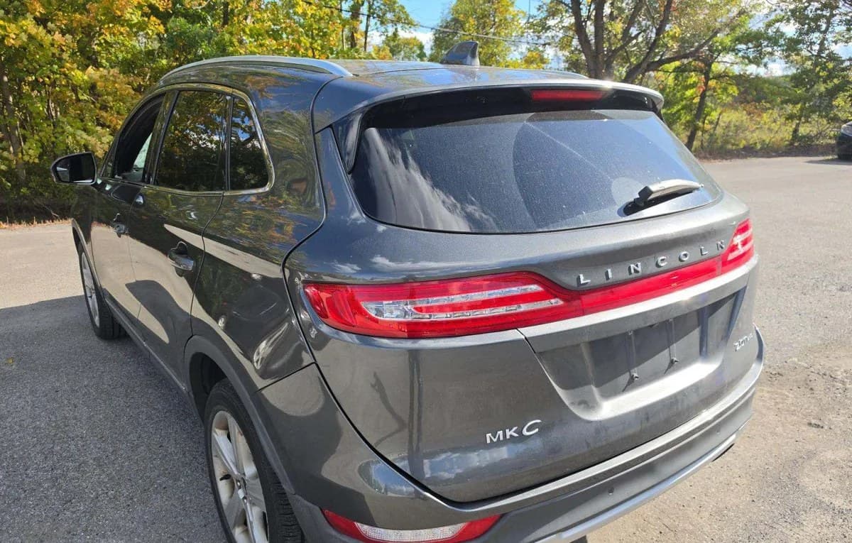 2018 LINCOLN MKC Premiere 3