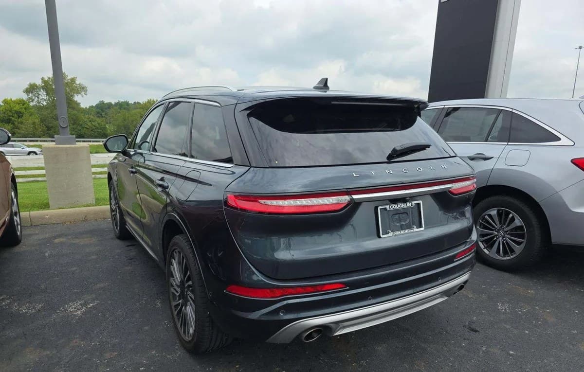 2020 LINCOLN CORSAIR Reserve 3