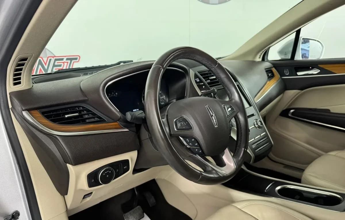 2019 LINCOLN MKC Select 7