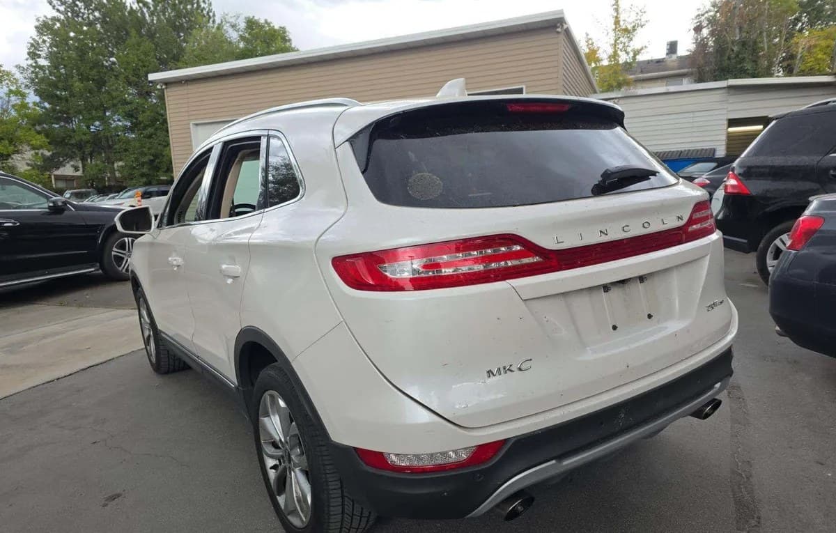 2018 LINCOLN MKC Select 3