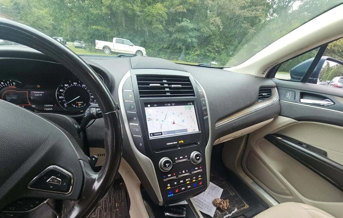 2019 LINCOLN MKC RESERVE 7