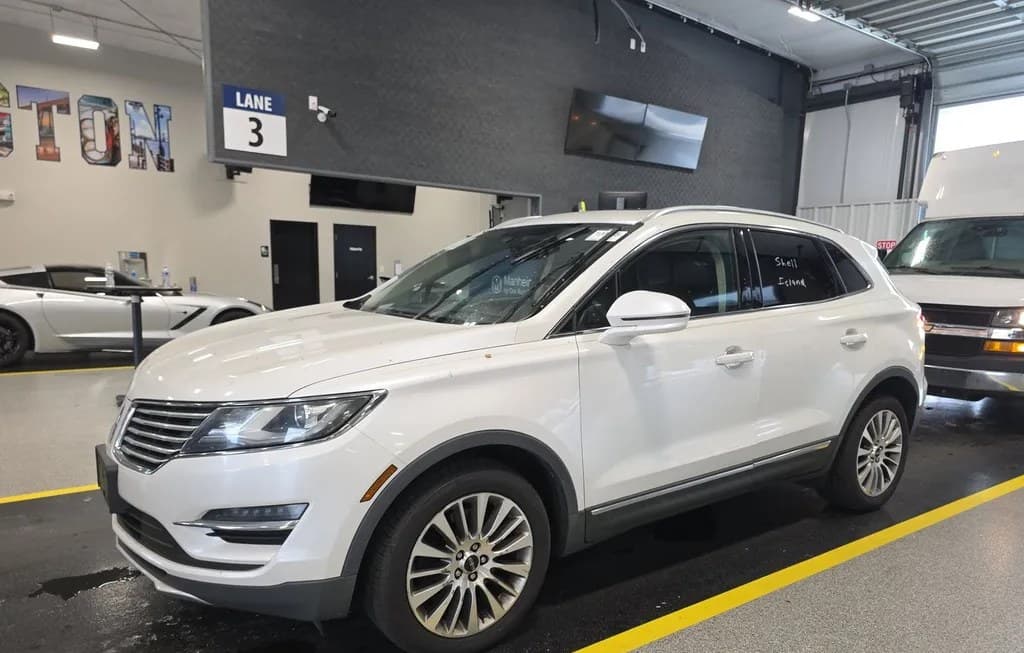 2017 LINCOLN MKC RESERVE 1