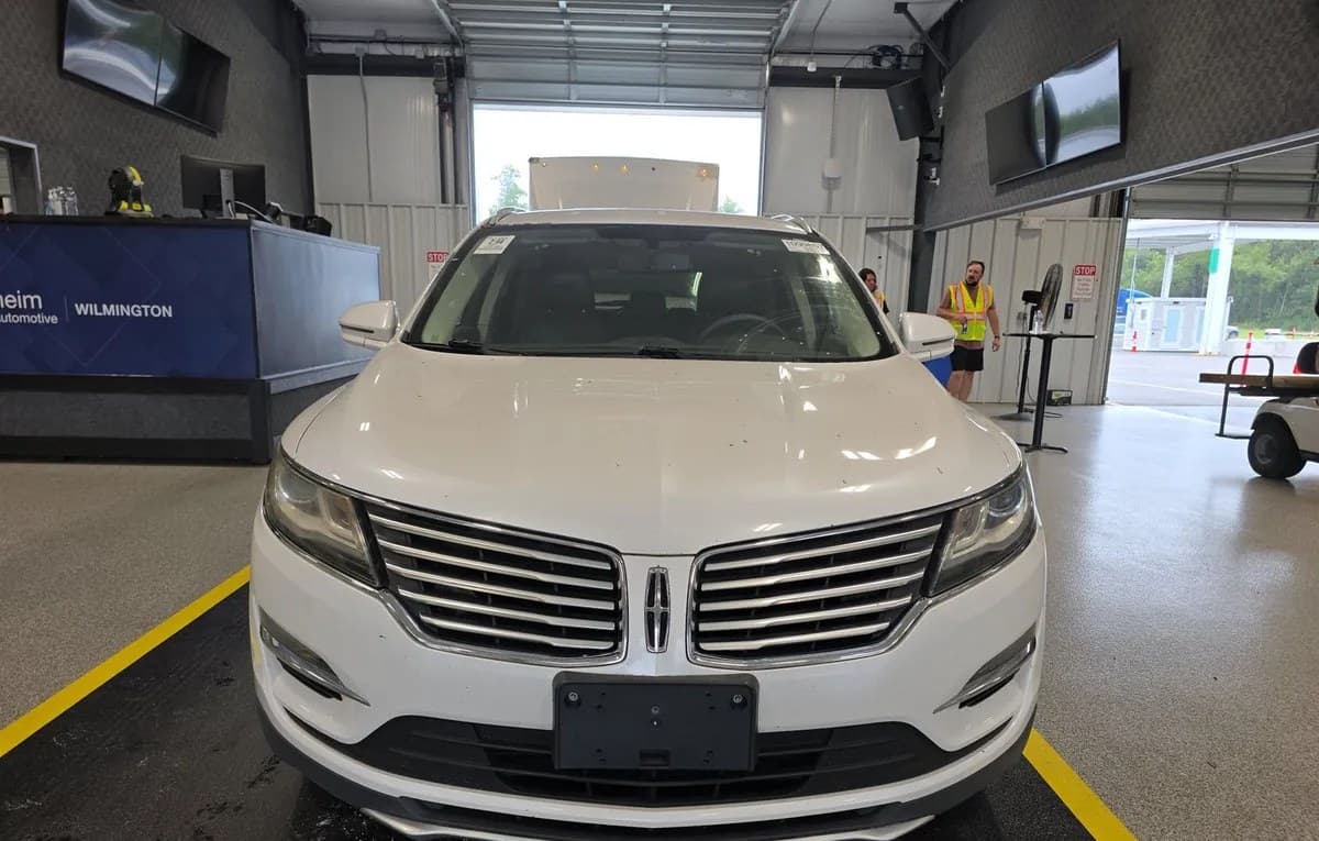 2017 LINCOLN MKC RESERVE 3