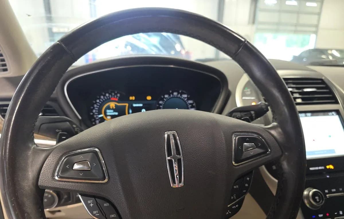 2017 LINCOLN MKC RESERVE 7