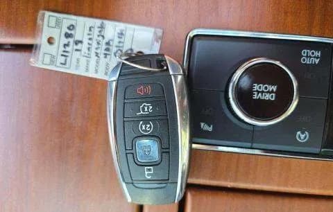 2018 LINCOLN NAVIGATOR Select 5