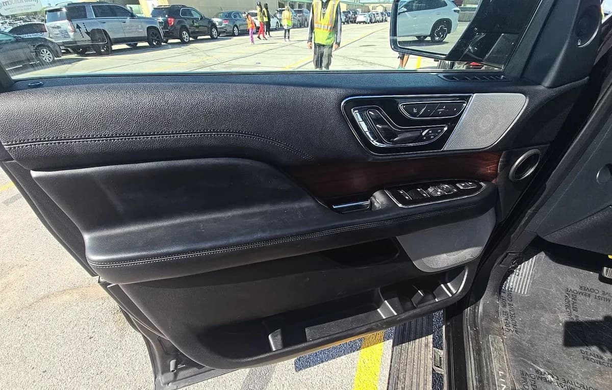 2021 LINCOLN NAVIGATOR Reserve 6