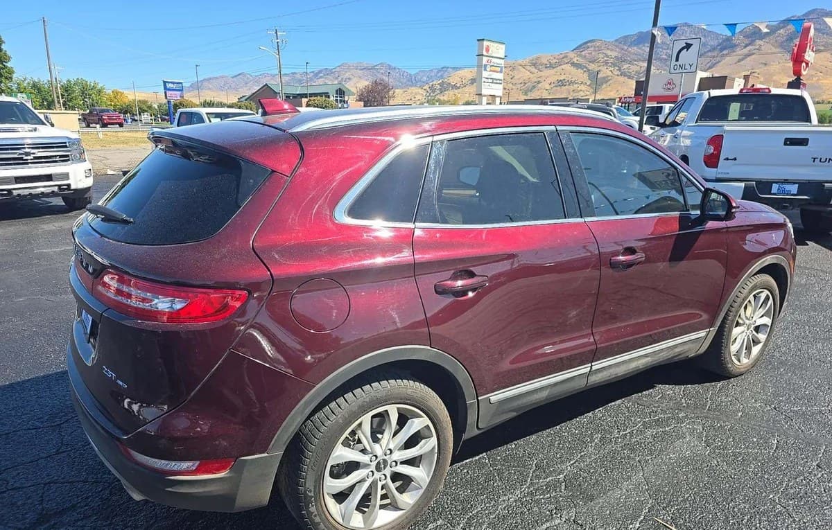 2017 LINCOLN MKC Select 4