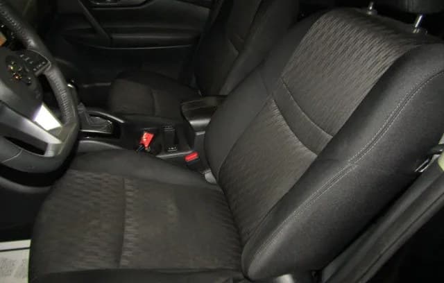 2017 NISSAN ROGUE SV 6