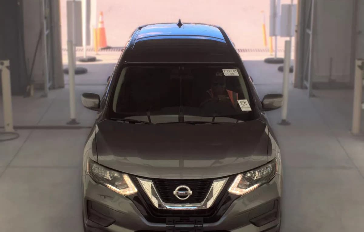 2017 NISSAN ROGUE S 3