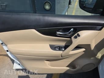2017 NISSAN ROGUE S 10