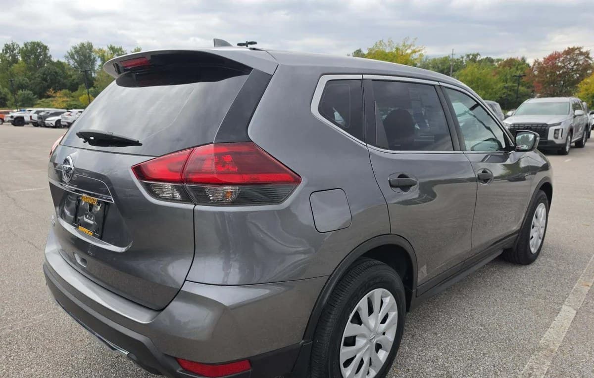 2019 NISSAN ROGUE S 4
