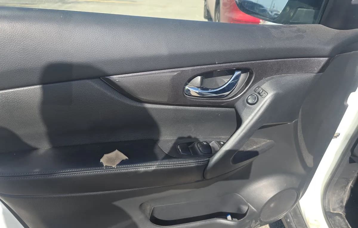 2019 NISSAN ROGUE S 6