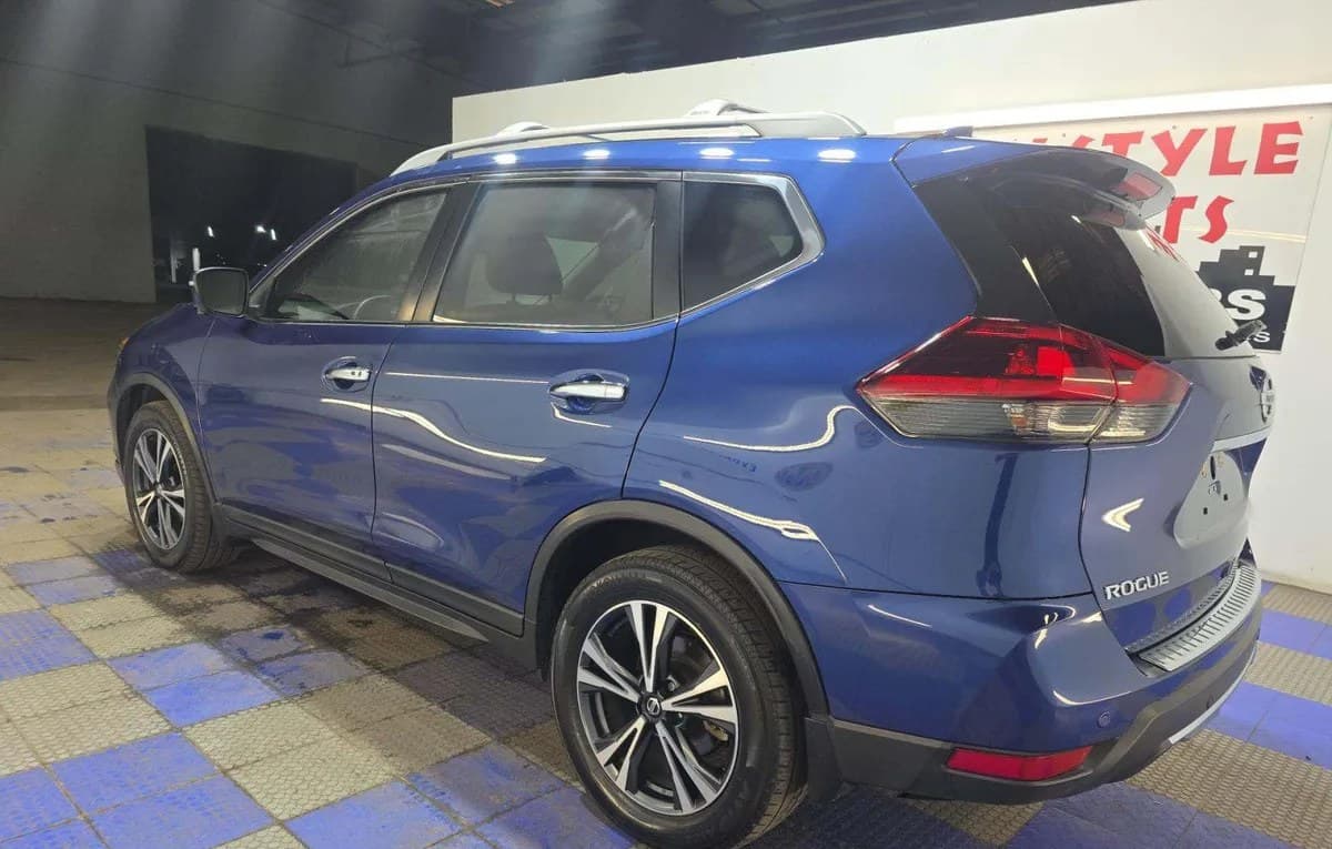2019 NISSAN ROGUE SV 3