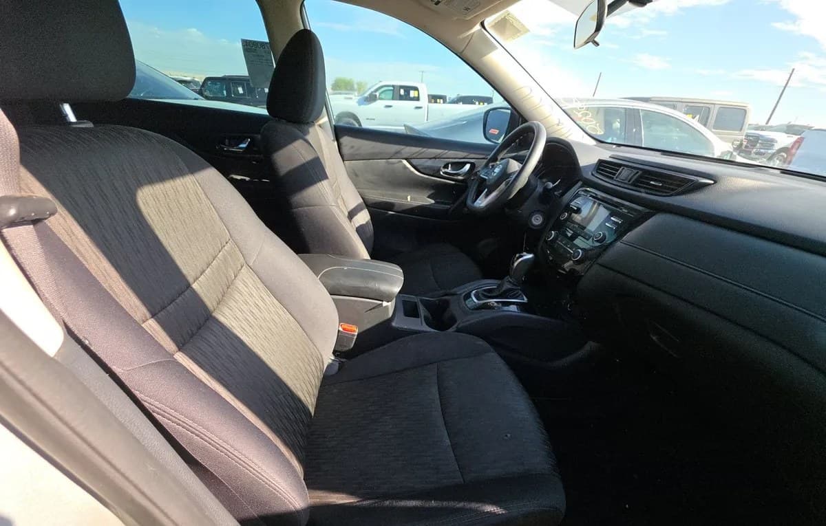2017 NISSAN ROGUE S 5