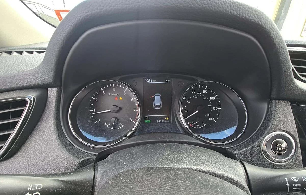 2017 NISSAN ROGUE SV 6